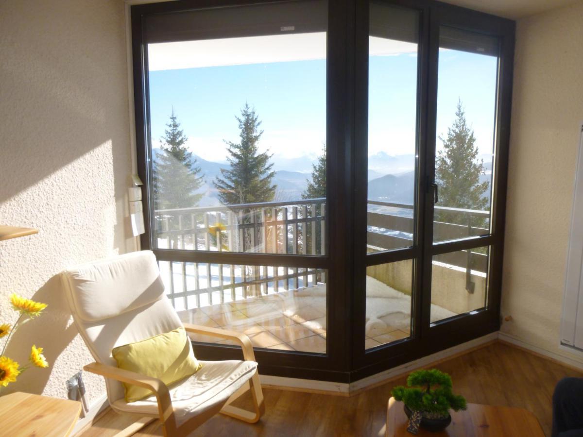 Studio Entier Au Calme Avec Vue Panoramique Exceptionelle A 1500M Apartment Comboursiere Luaran gambar